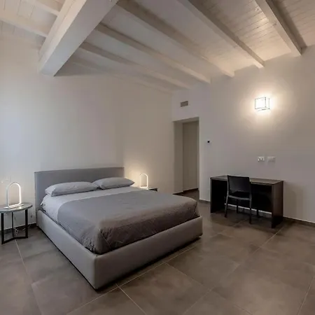 Apartment Blue - Center & Garage Parma